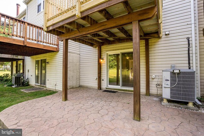 Building Photo - 7746 Patuxent Oak Ct