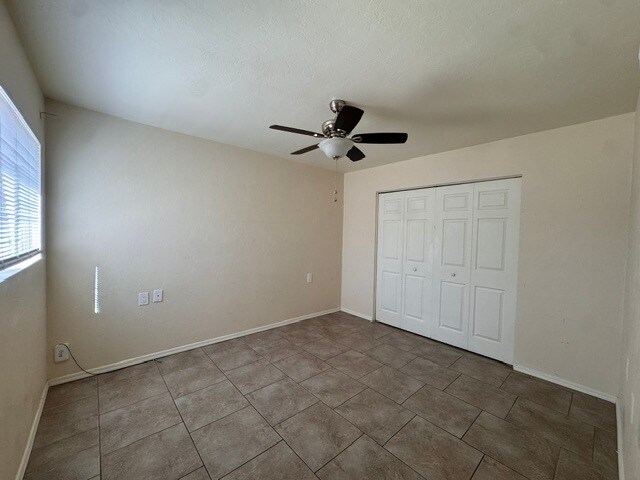 Guest bedroom - 1448 E Carmelita Dr