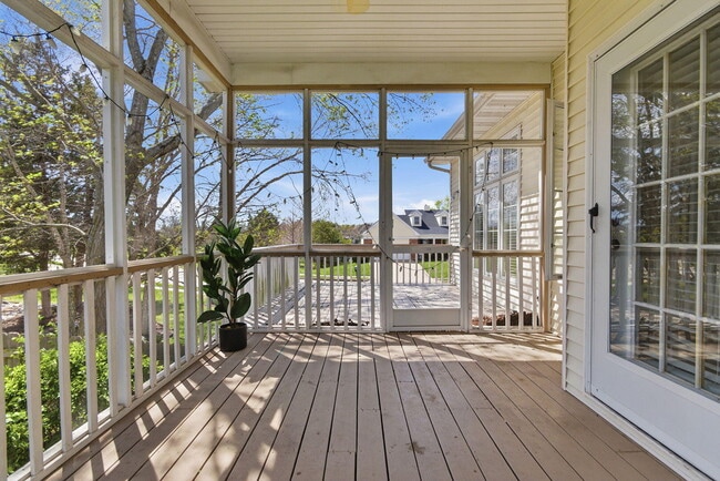 Building Photo - 1110 Brookedale Ct