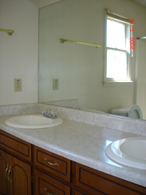 Building Photo - 3 Bedroom Pet Friendly Home For Rent Near ...
