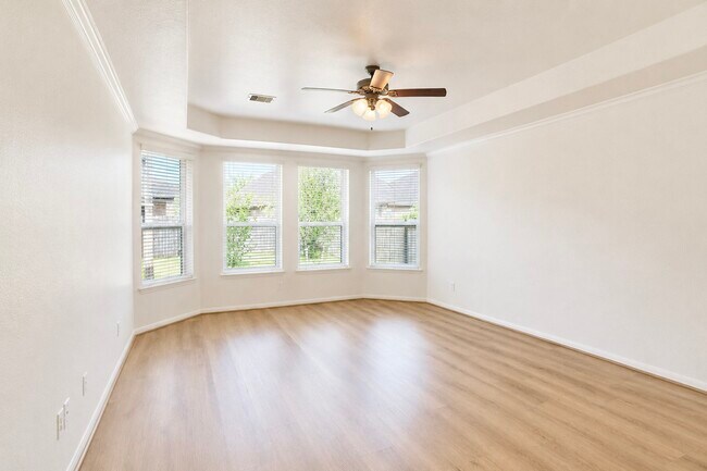Building Photo - 3303 Belmont River Ln