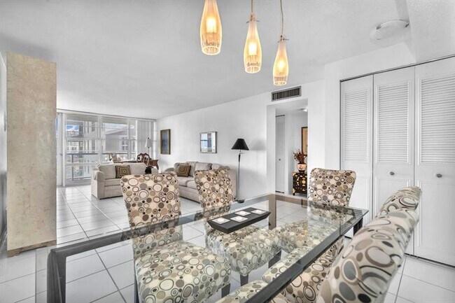 Building Photo - 230 174th St