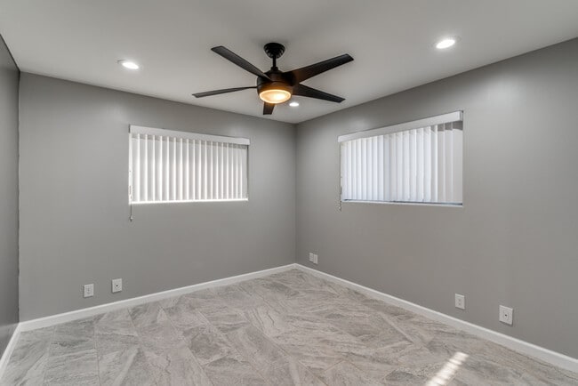 Building Photo - 406 Sea Willow Dr