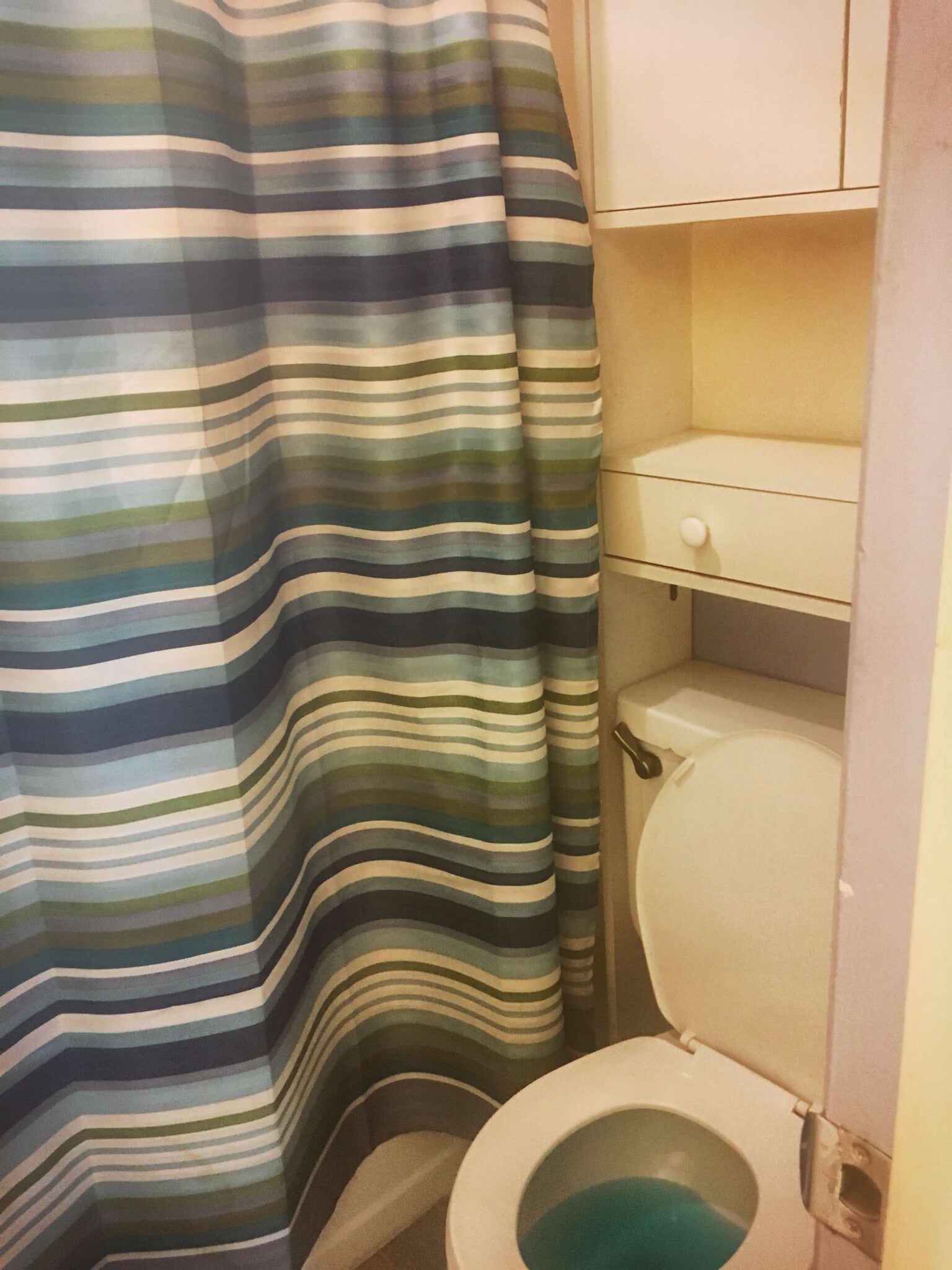 Bathroom - 1050 N Lafayette St