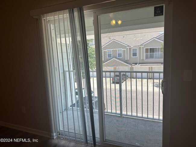 Building Photo - 7062 Snowy Canyon Dr