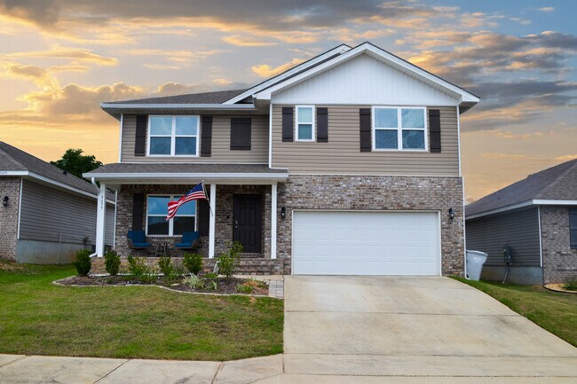 Primary Photo - 5695 Guinevere Ln