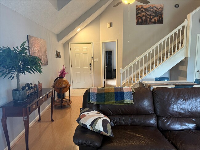 Building Photo - 2300 Old Spanish Trl