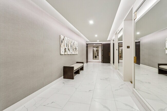 Building Photo - 2660 Peachtree Rd NW