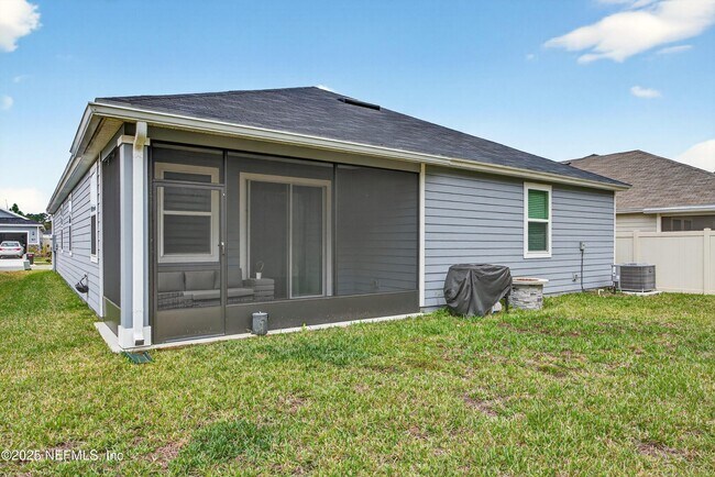 Building Photo - 7775 Dunhill Ct