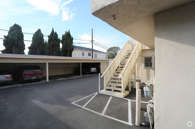 3585 S Sepulveda Blvd - s3575