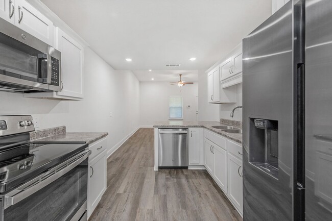 Building Photo - 8154 Lawton St