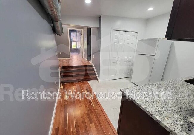 Building Photo - 1421 W Baltimore St