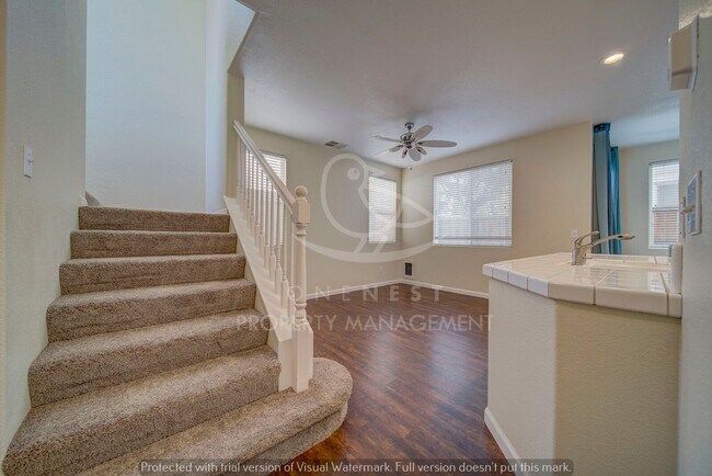 Building Photo - 316 Phoenix Cir