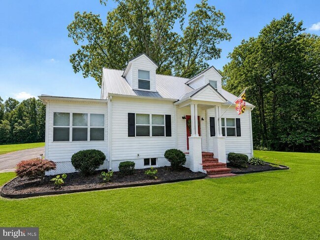 Building Photo - 27495 Three Notch Rd