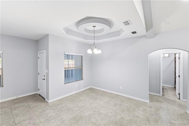 Building Photo - 24 Quietud St