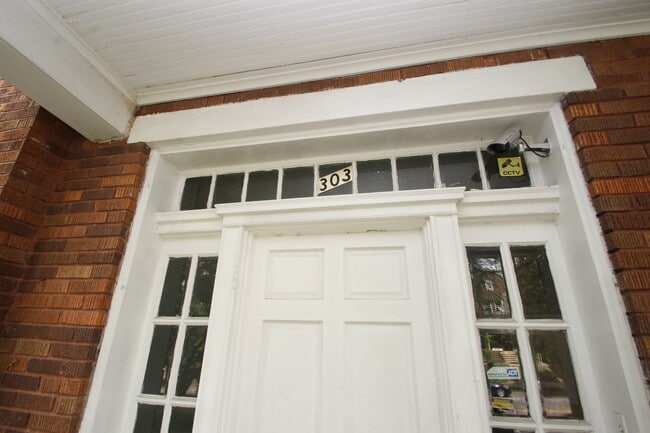 Building Photo - 2026/2027 JHU Off-campus 6bd/2ba house w/ ...