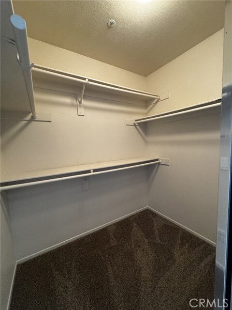 Building Photo - 619 N Jimenez Ln