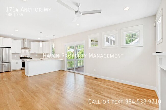 Building Photo - 1714 Anchor Wy