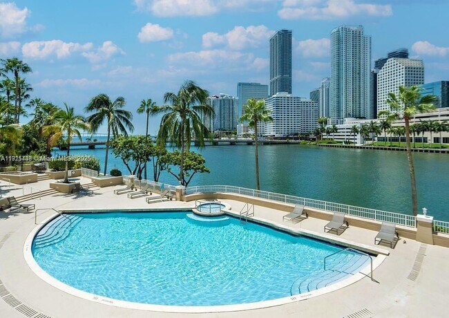 Building Photo - 701 Brickell Key Blvd