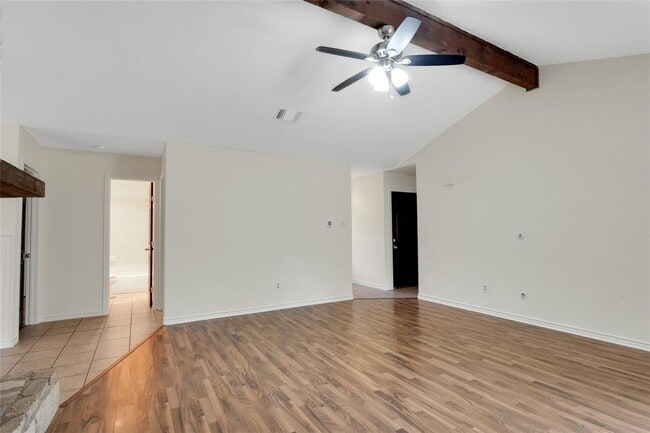 Building Photo - 616 Russet Valley Dr