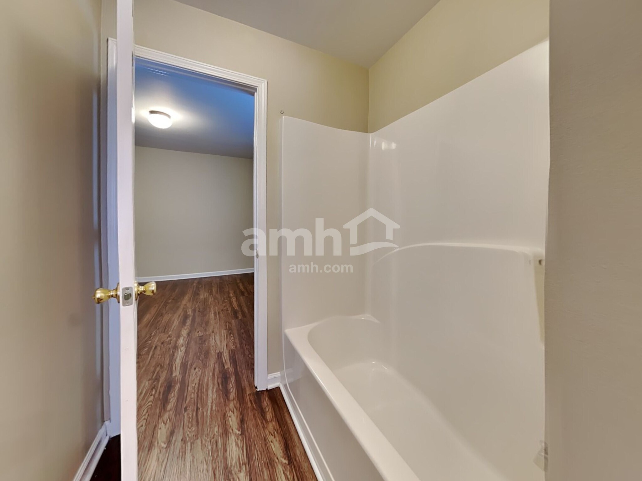 Building Photo - 4362 Walforde Blvd