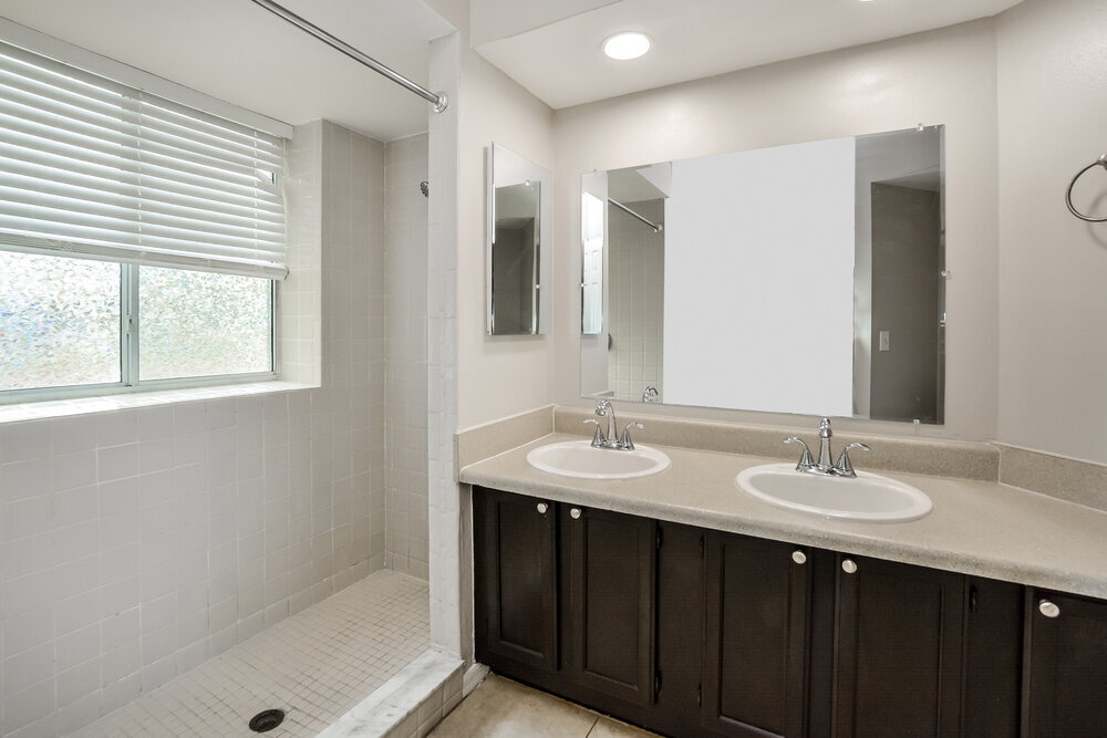 Building Photo - 320 MacGregor Rd