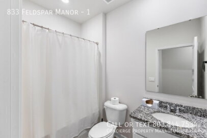 Building Photo - 833 Feldspar Mnr