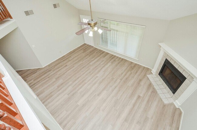 Building Photo - 2119 Landcircle Ct