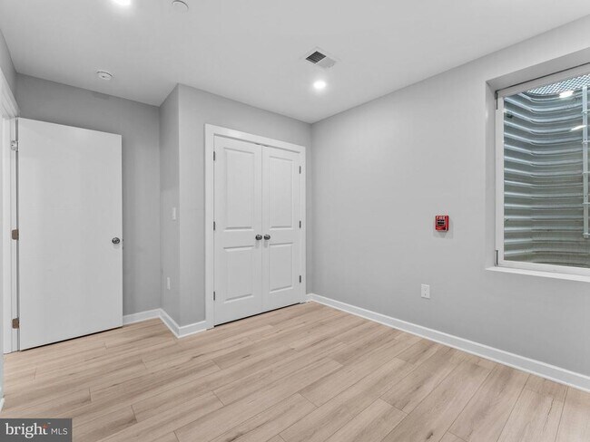 Building Photo - 1682 N 54th St