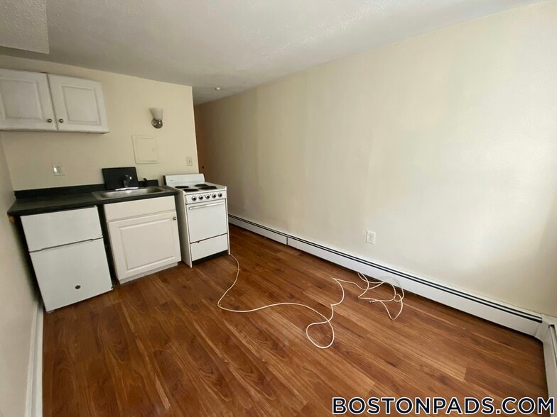 Building Photo - 51 S Huntington Ave