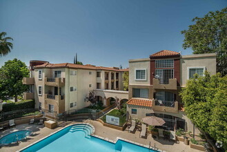 Building Photo - Regency at Encino