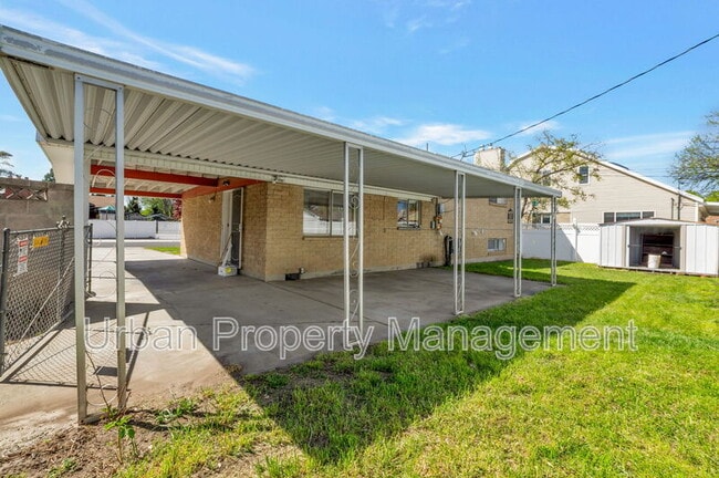 Building Photo - 4547 S Julep Dr