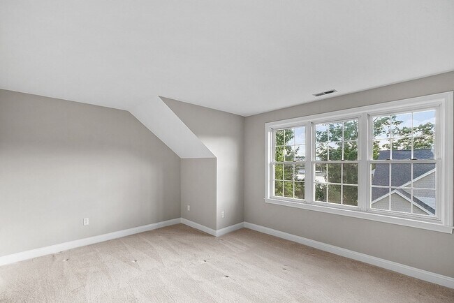 Building Photo - 67 N Quinsigamond Ave