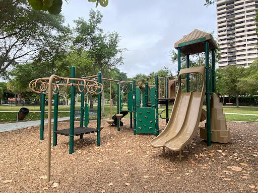 Building Photo - 5409 N Flagler Dr