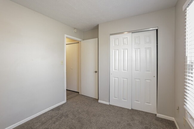 Building Photo - 4511 Tucson Dr