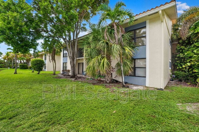 Building Photo - 1543 Lake Crystal Dr