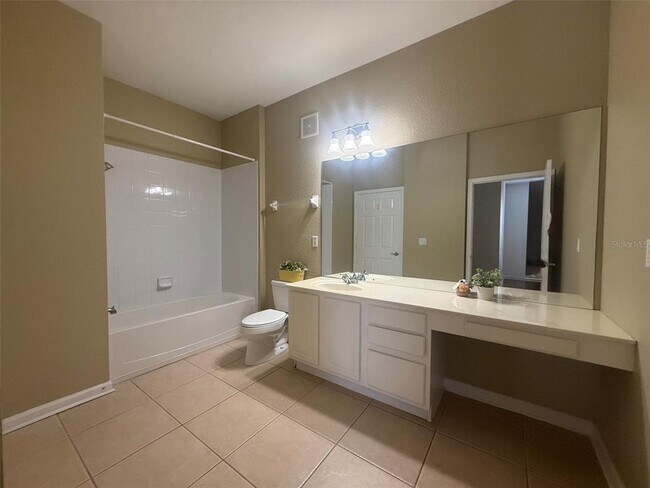 Building Photo - 3314 Robert Trent Jones Dr