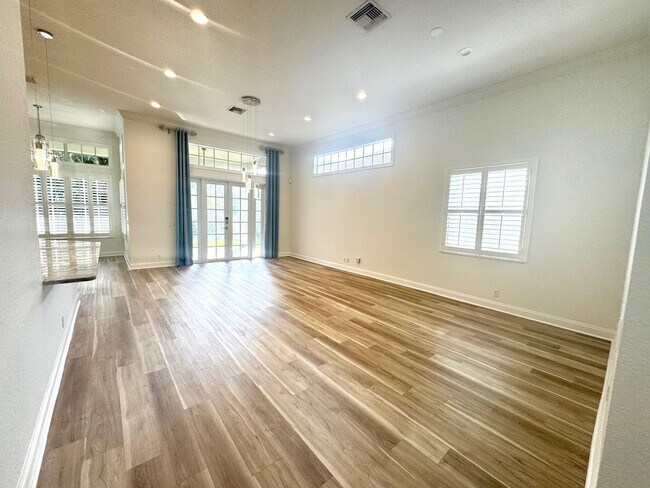 Building Photo - 195 Via Veracruz