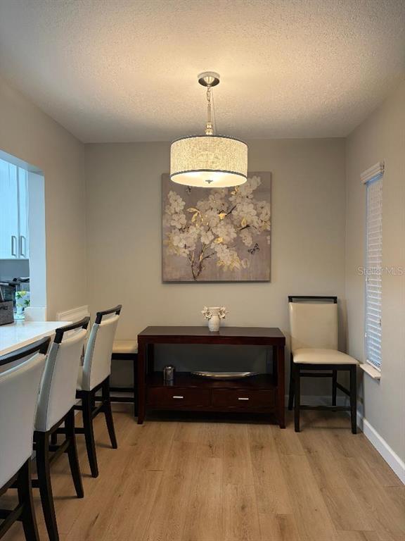 Building Photo - 1225 Pine Ridge Cir W