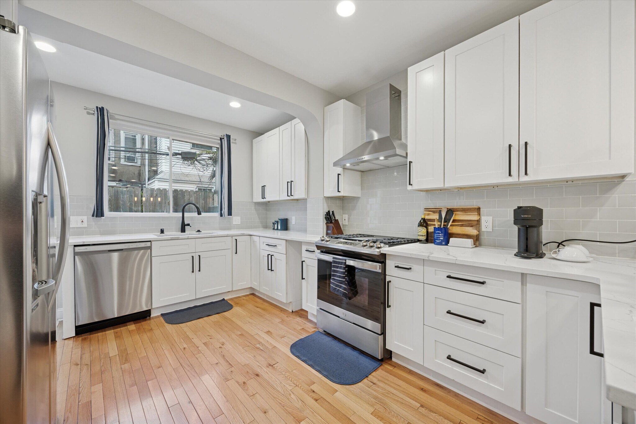 Building Photo - 1525 S 29th St