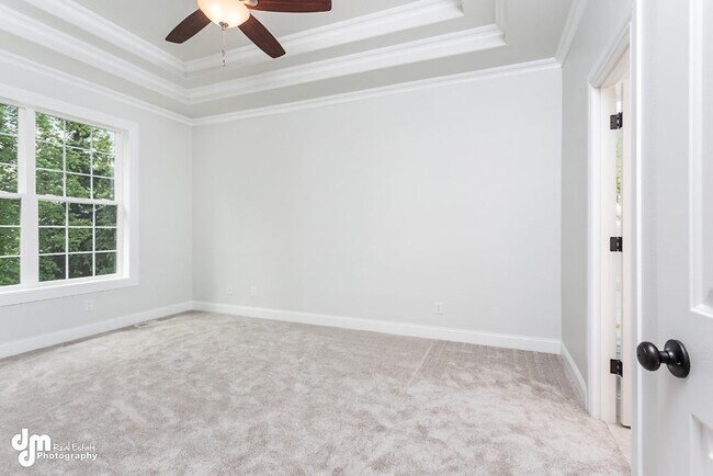 Building Photo - 20334 New England Dr