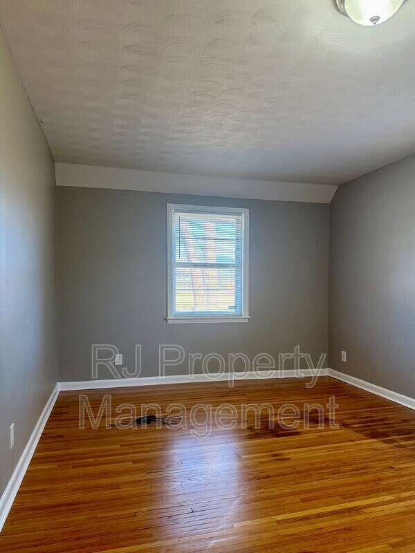 Building Photo - 1973 Tacoma Ave