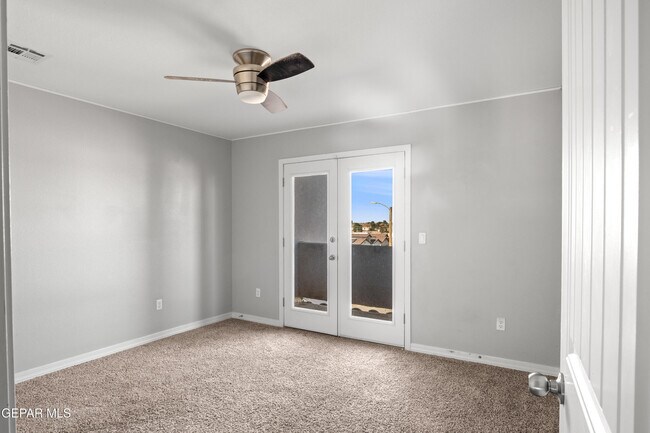 Building Photo - 13636 Glen Vista Ln