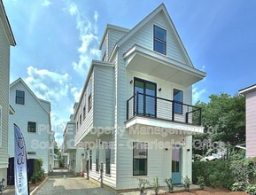 Building Photo - 12.5