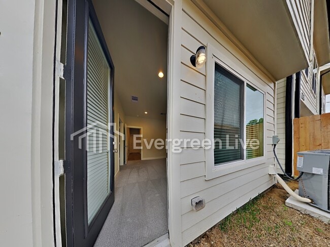 Building Photo - 2608 Upper Quinn Wy