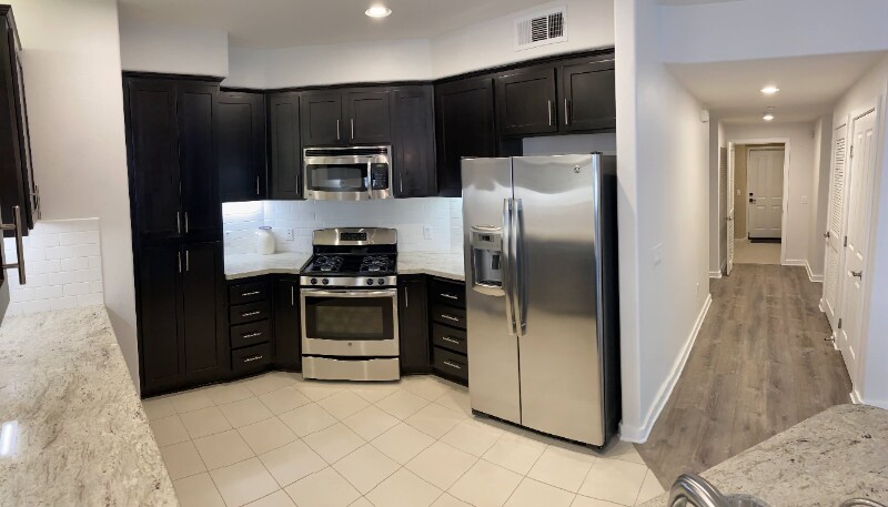 Building Photo - 6630 Canopy Ridge Ln