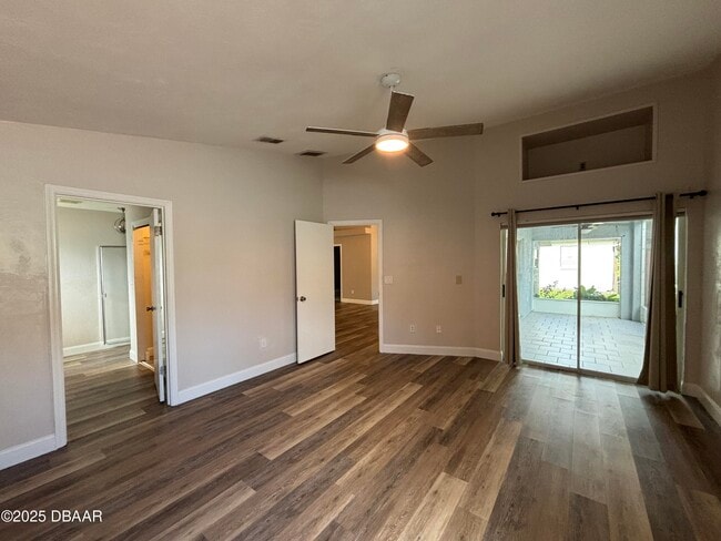 Building Photo - 5426 Landis Ave