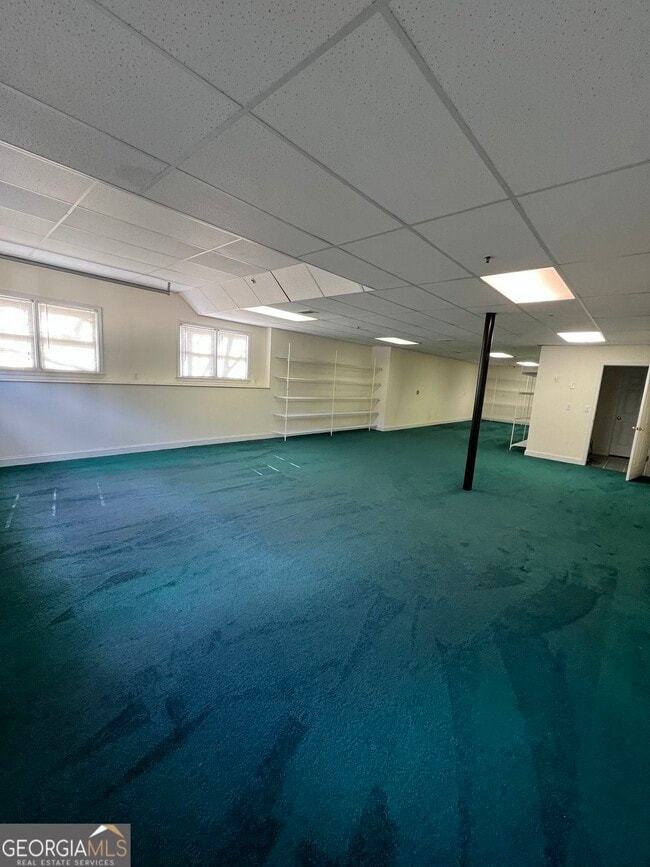 Building Photo - 678 Verney Dr