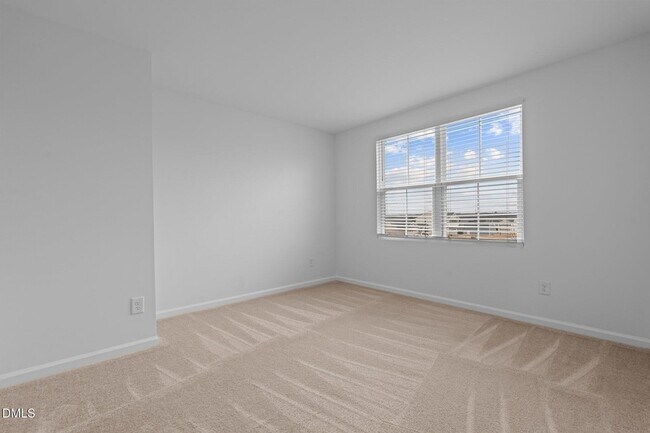 Building Photo - 27 Bird Dog Dr