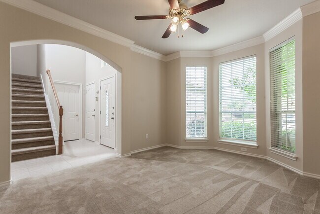 Building Photo - 6013 Portridge Dr